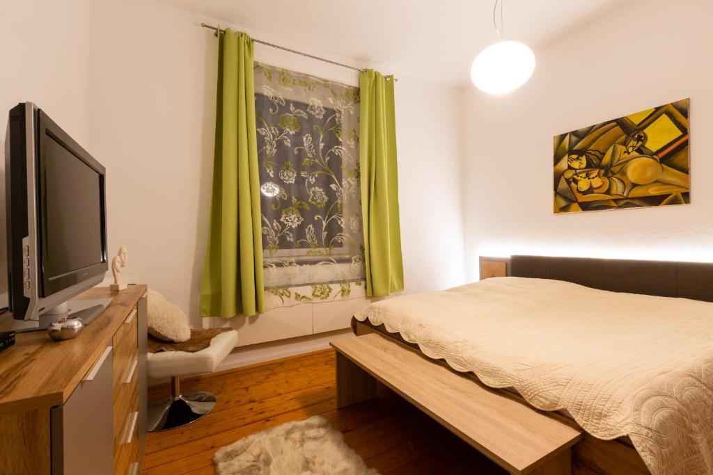 Deutsche Messe Zimmer - Accommodation Service Hannover Fair room 1