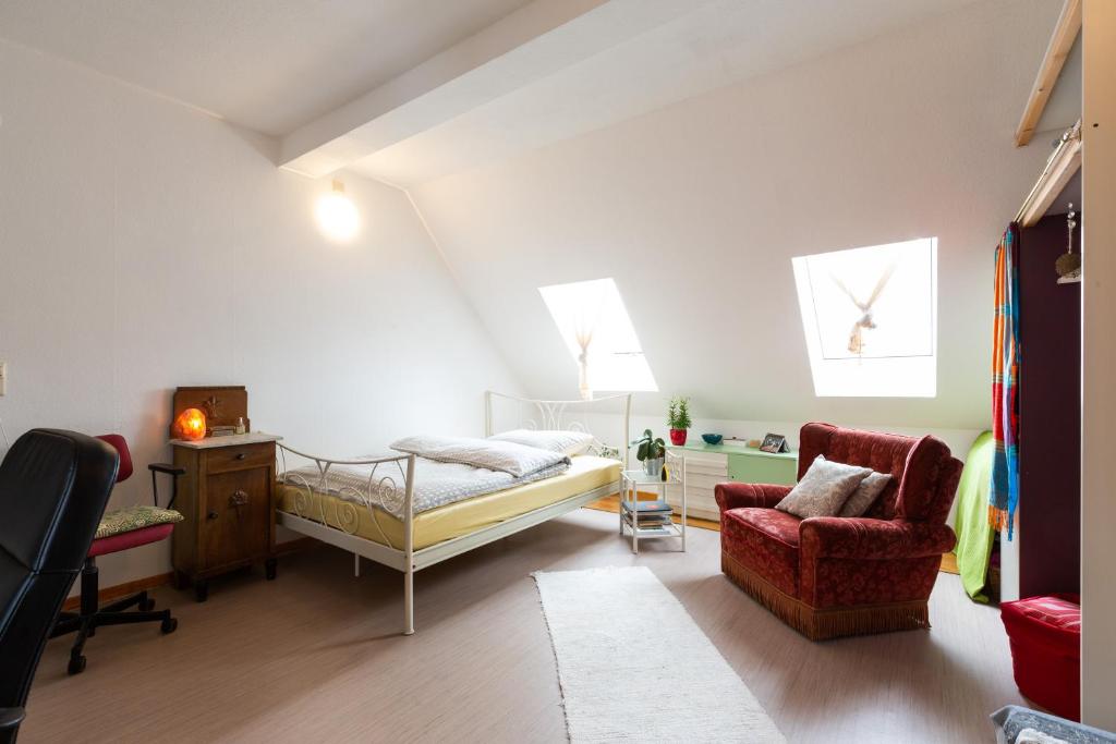 Deutsche Messe Zimmer - Accommodation Service Hannover Fair room 6